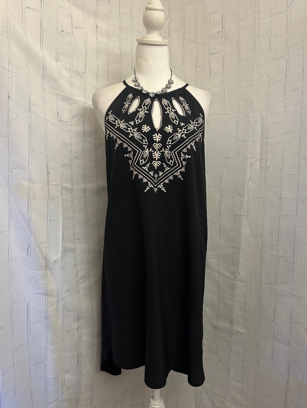 XOXO Black White Embroidered Mini Dress L Boho Southwestern Cutout Y2K
